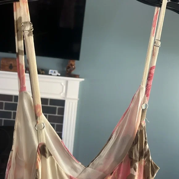 Reformation Bell Dress-Josephine -Mini - Picture 14 of 16